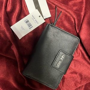 Nine West wallet